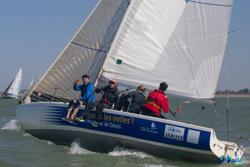 La section J80 recherche des équipiers (balade, sortie sportive et/ou régate)